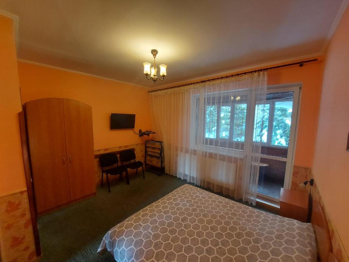 Затишок Villa Tysovets Exterior photo